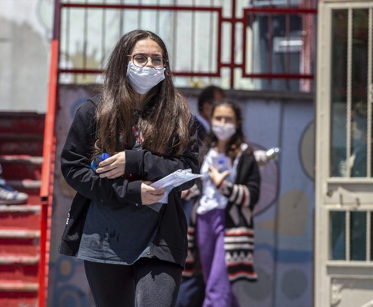 İki oturumda yapılan LGS sınavı sona erdi! Bakan Selçuk'tan LGS açıklaması G3