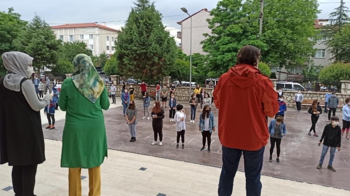 D&uuml;zce&rsquo;de LGS korona vir&uuml;s tedbirleri altında tamamlandı