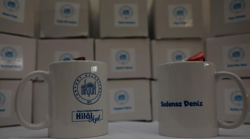 Başkan Ayık&rsquo;tan LGS&rsquo;ye katılan &ouml;ğrencilere s&uuml;rpriz hediyeler