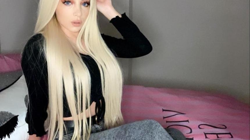 Gen&ccedil; model Yasemin Aslan, sosyal medyanın g&uuml;ndemine oturdu