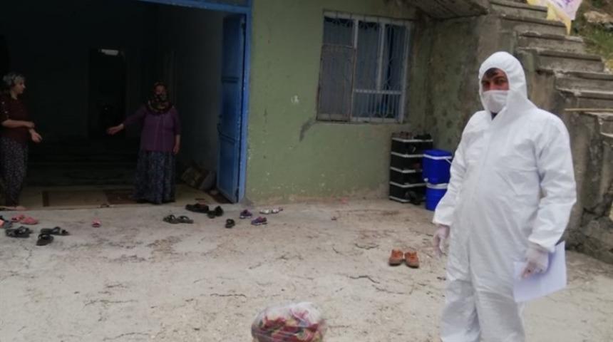 Karantinadakilerin ihtiya&ccedil;ları Vefa Sosyal Destek Grubu&rsquo;ndan