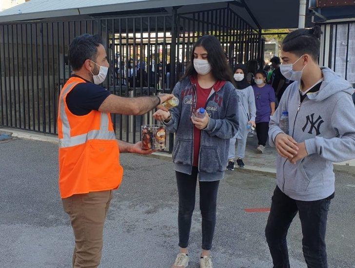 Yıldırım Belediyesi’nden LGS’ye giren öğrencilere destek G3