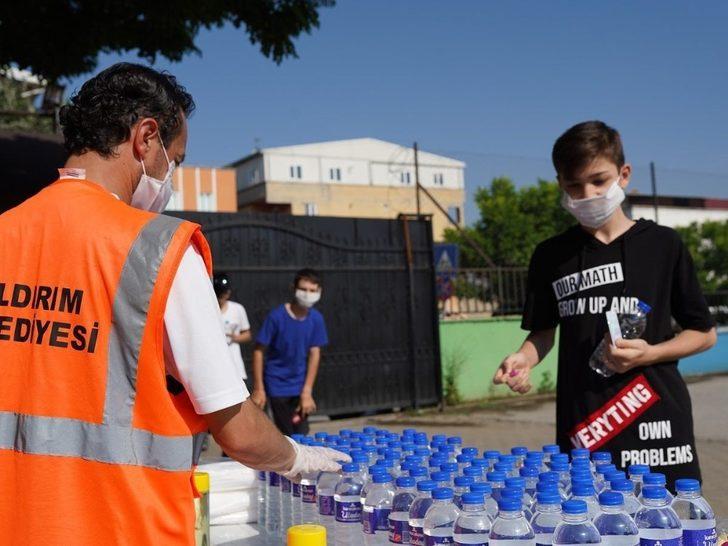 Yıldırım Belediyesi’nden LGS’ye giren öğrencilere destek G4
