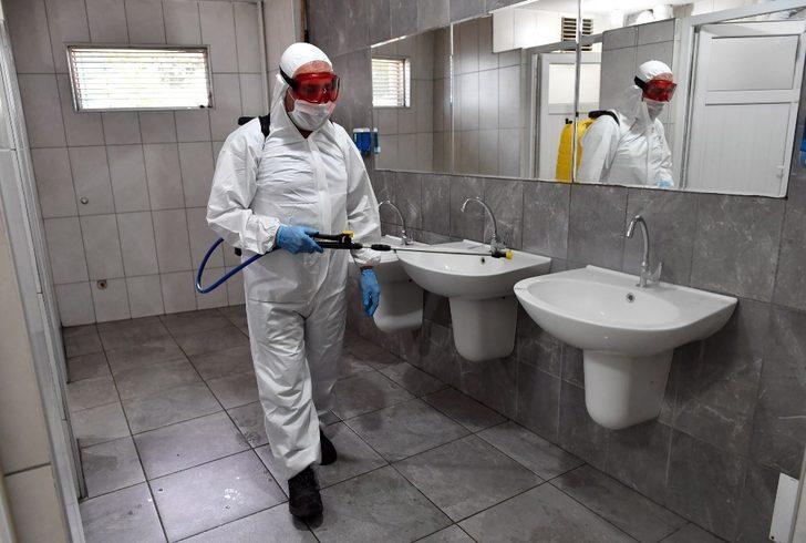 Adliye ve hukuk büroları dezenfekte edildi G3