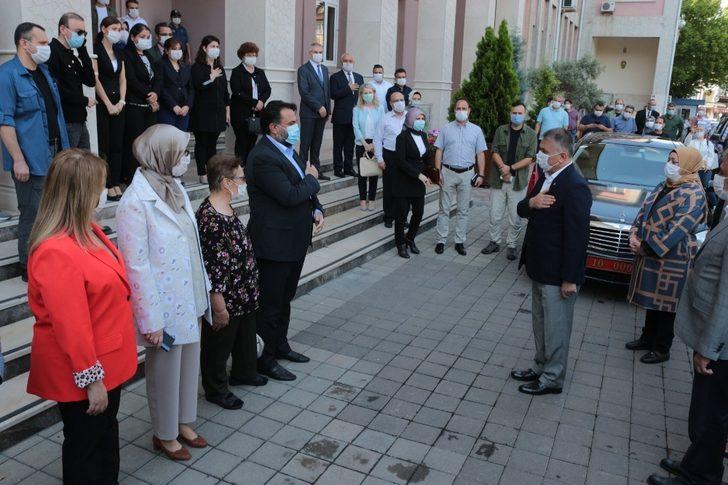 Vali Ersin Yazıcı’ya duygusal uğurlama G2