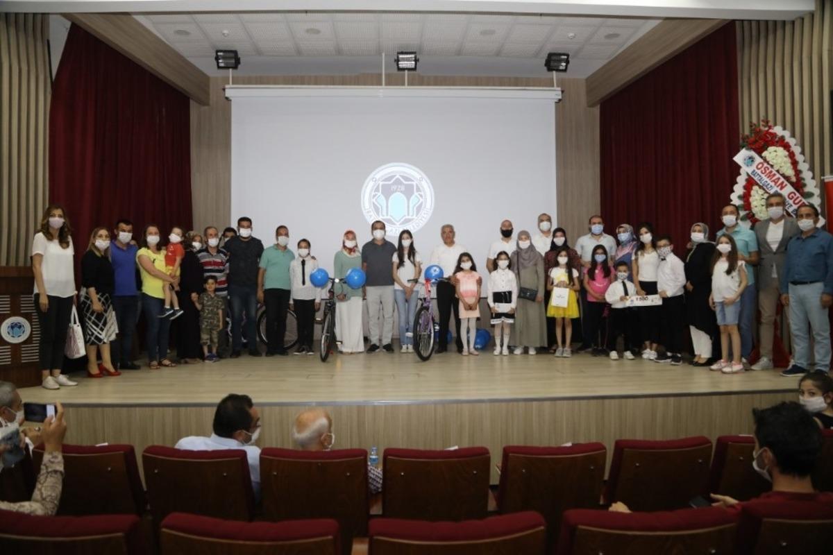 Battalgazi Belediyesi&rsquo;nden Babalar G&uuml;n&uuml; etkinliği