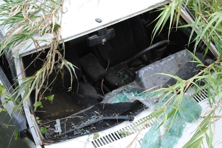 Polisten kaçtı, kanala uçtu G5