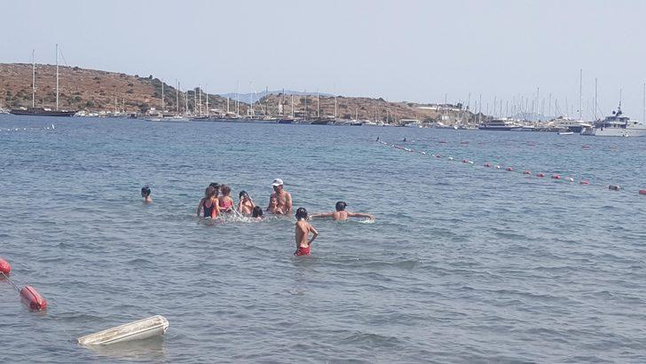 Bodrum'da sahiller hareketlendi! Plajlar sosyal mesafeye göre düzenlendi ama... G3