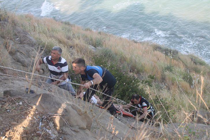 Özçekim yapmak isterken falezden düşen çocuk yaralandı G1