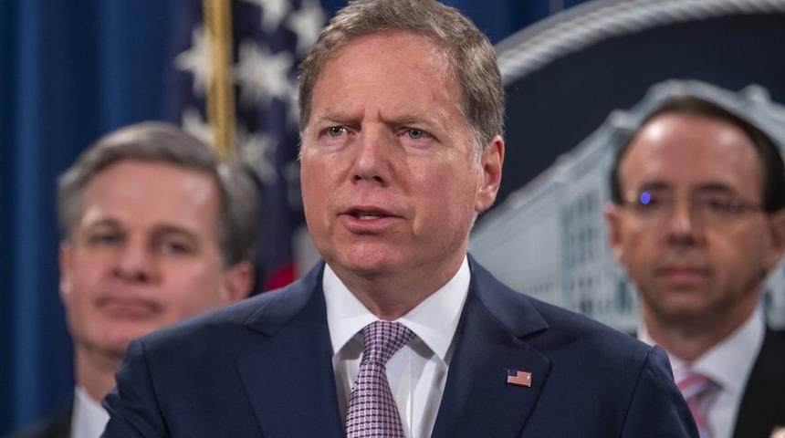 Trump, New York G&uuml;ney B&ouml;lge Başsavcısı Geoffrey Berman'ı g&ouml;revden aldı