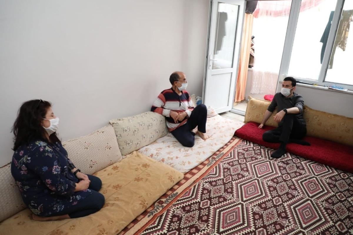 Yenişehir Kaymakamı Beşikci&rsquo;den m&uuml;ltecilere ziyaret