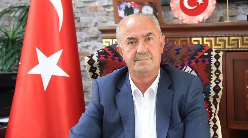 Başkan Akman&rsquo;dan &lsquo;Babalar G&uuml;n&uuml;&rsquo; mesajı