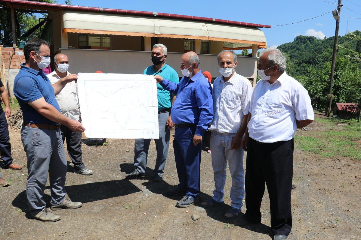 Başka mahalleye kaydedilen mahalleli, 13 yıldır &ccedil;&ouml;z&uuml;m arıyor