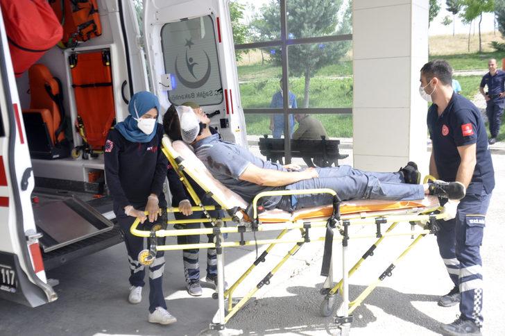 Tartıştığı postacının kulağını ısırarak kopardı G2