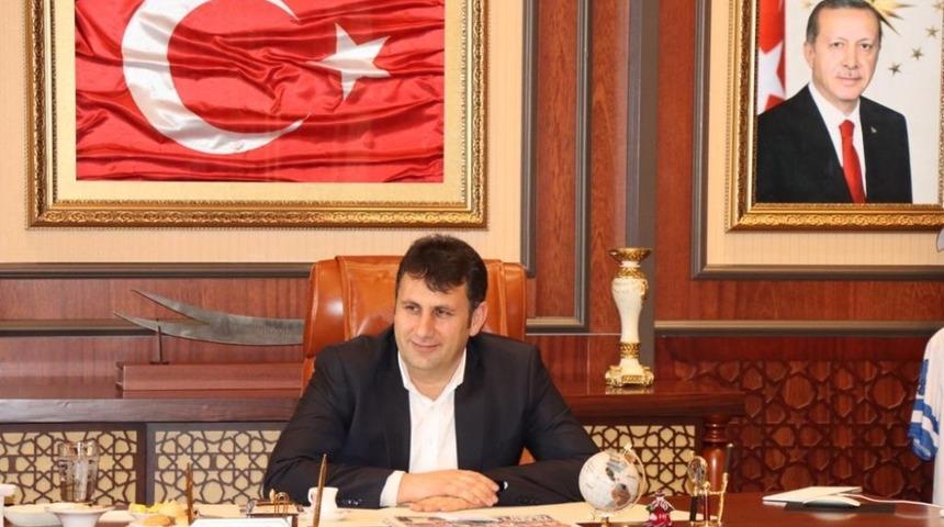 Başkan Melik Yaşar’dan Babalar Günü mesajı