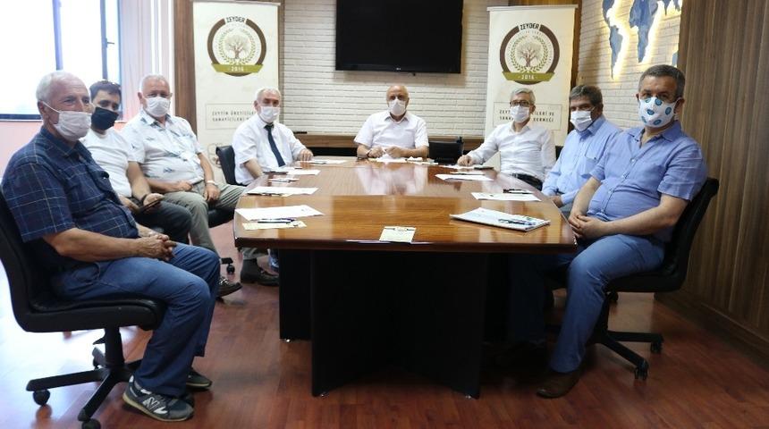 Yıldırım, &ldquo;Zeytin &uuml;retimi i&ccedil;in gen&ccedil;ler teşvik edilmeli&rdquo;