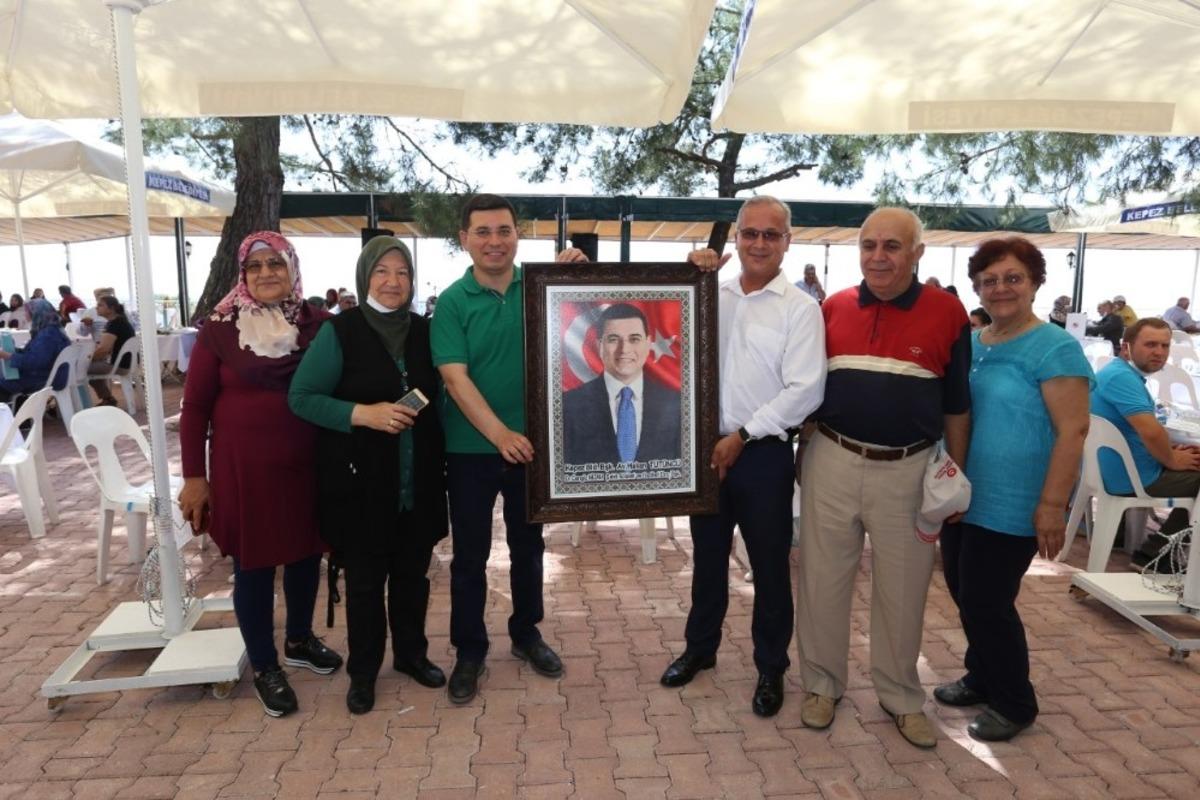 Başkan T&uuml;t&uuml;nc&uuml; &rsquo;Yılın babası&rsquo; se&ccedil;ildi