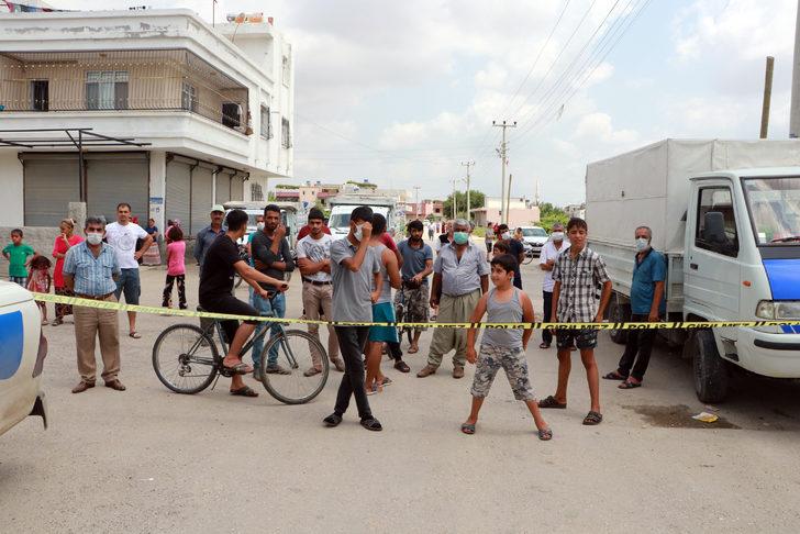 Adana'da korkunç olay! Fırçası elektrik tellerine değen boyacı, akıma kapılarak öldü G1