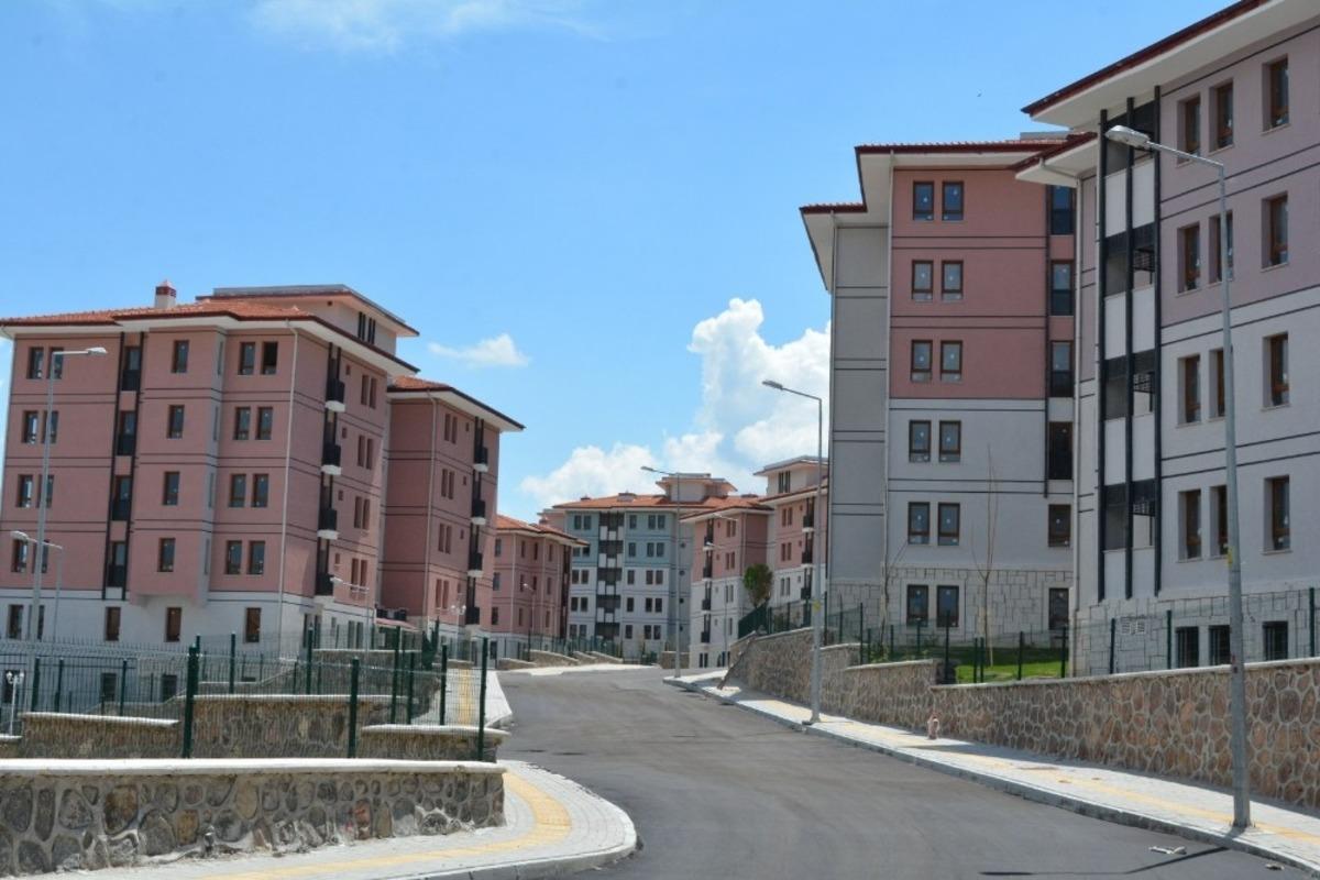 Yunuskent 2. Etapta 215 konut i&ccedil;in kuralar &ccedil;ekildi