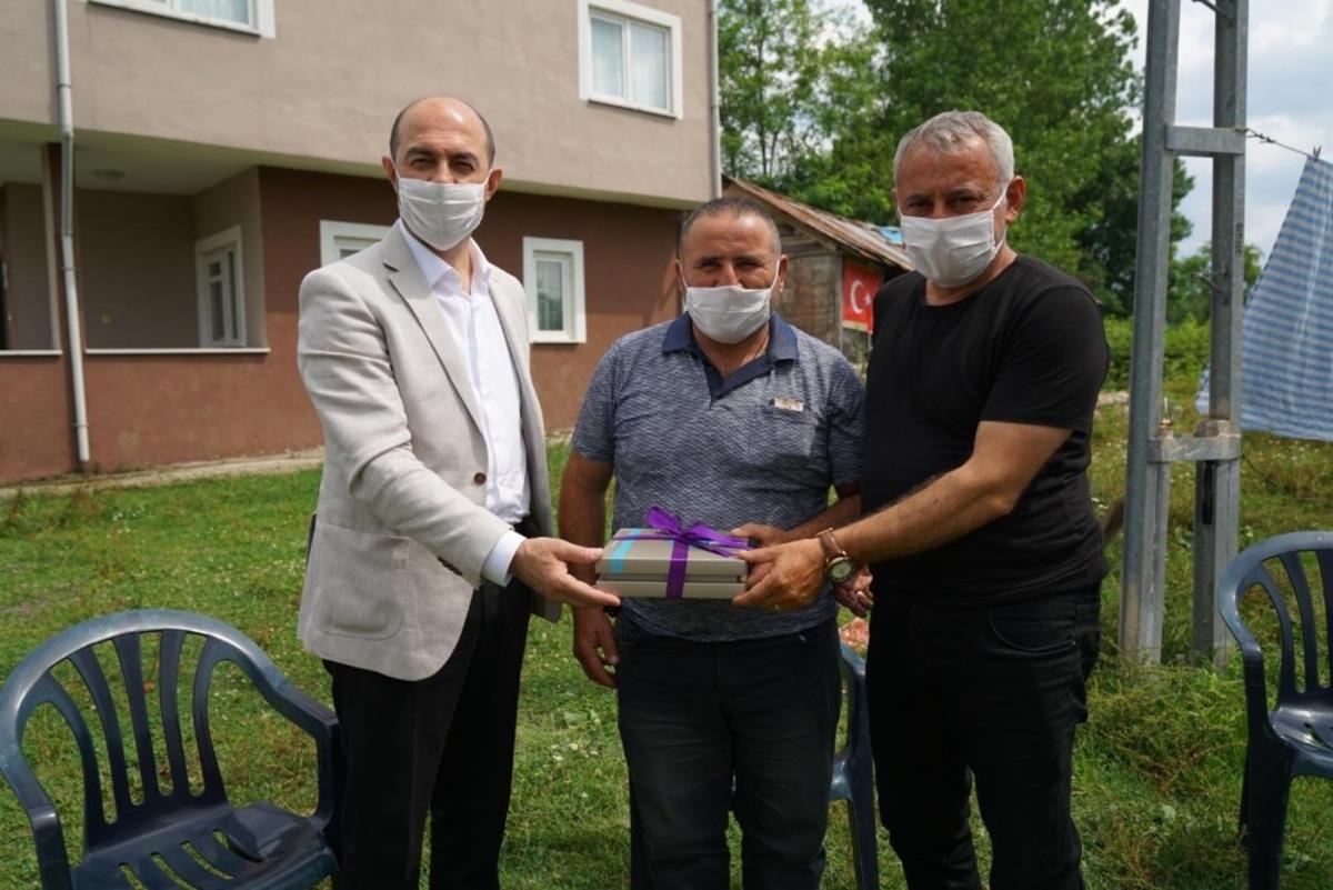 Termeli fedakar baba &lsquo;yılın babası&rsquo; ilan edildi