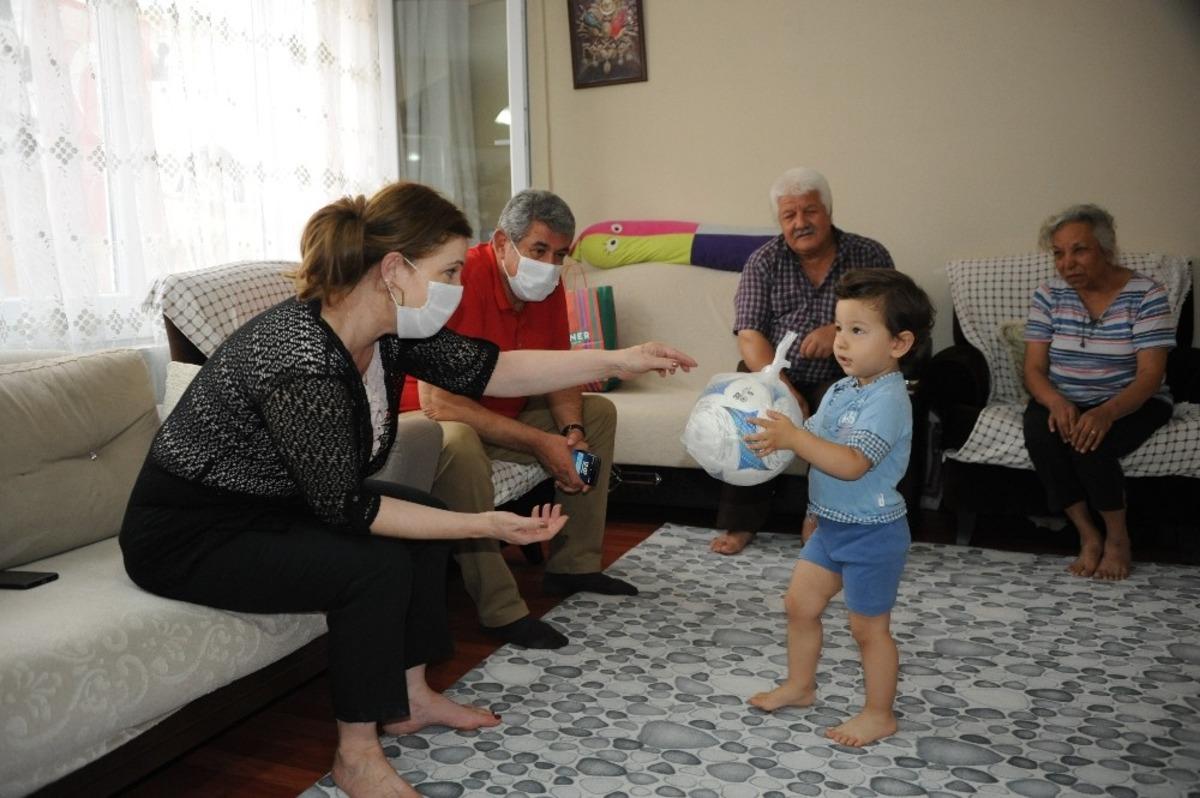 Başkan &Ccedil;alkaya, şehit babalarını yalnız bırakmadı