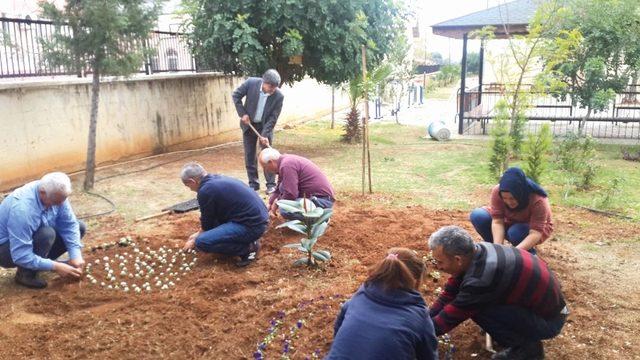 Kazım Karabekir Anadolu Lisesi’nden Kozanlı şehitlere vefa