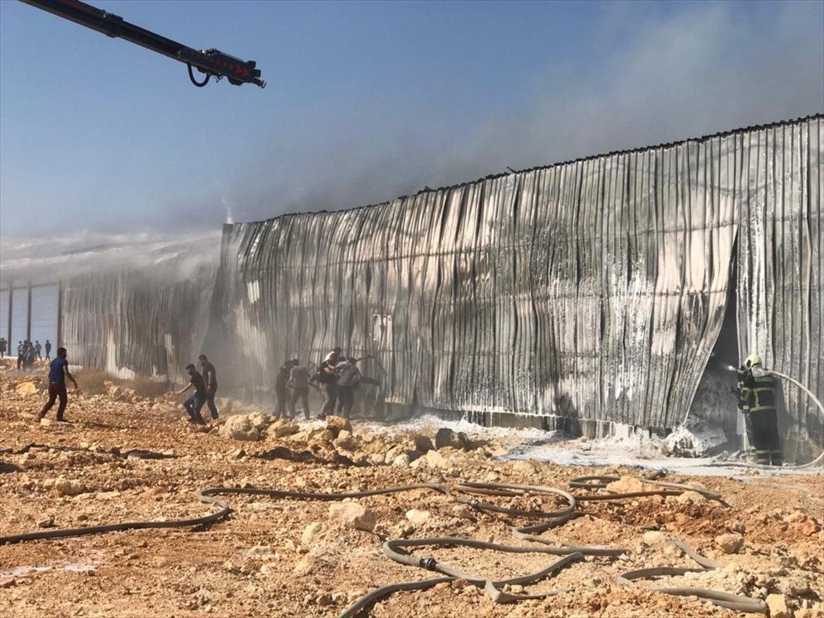 Gaziantep'te tekstil fabrikasında yangın