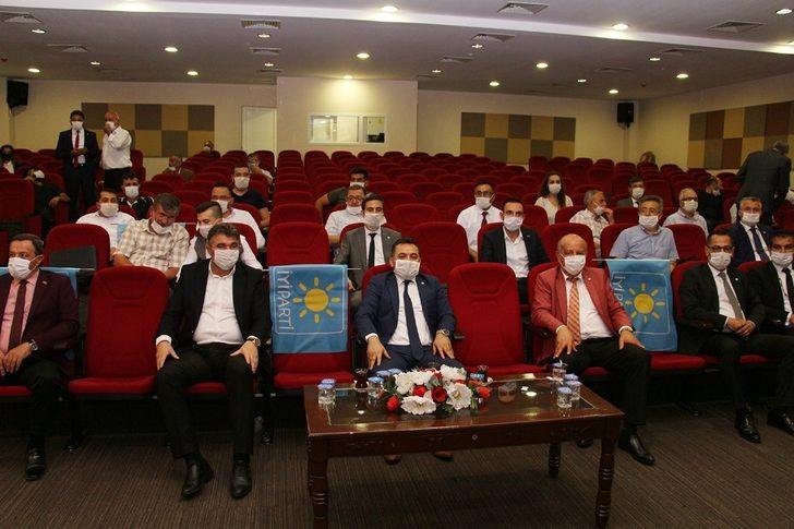 Kula İYİ Parti’de mevcut başkan güven tazeledi G1