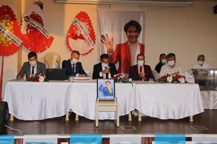 Kula İYİ Parti’de mevcut başkan güven tazeledi G2