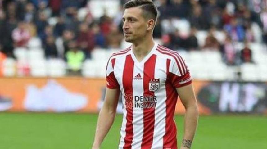 Fenerbahçe’ye transferi konuşulan Mert Hakan Yandaş kimdir?