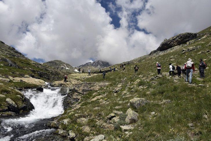 Ölmeden önce görülmesi gereken yerler arasında gösteriliyor!  Görenler kendini başka bir gezegende hissediyor G4