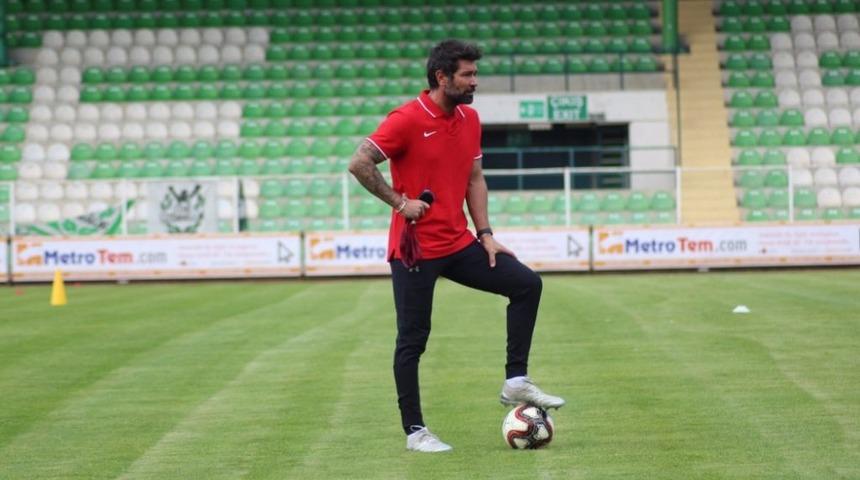 Giresunspor Teknik Direktör Kutlu: "Bu şehir er ya da geç hakettiği yere ulaşacak"
