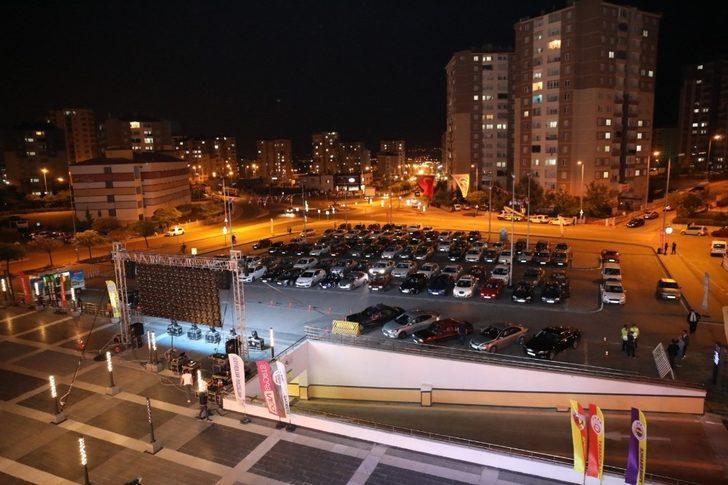 İldem’de ilk arabalı sinema keyfi G2