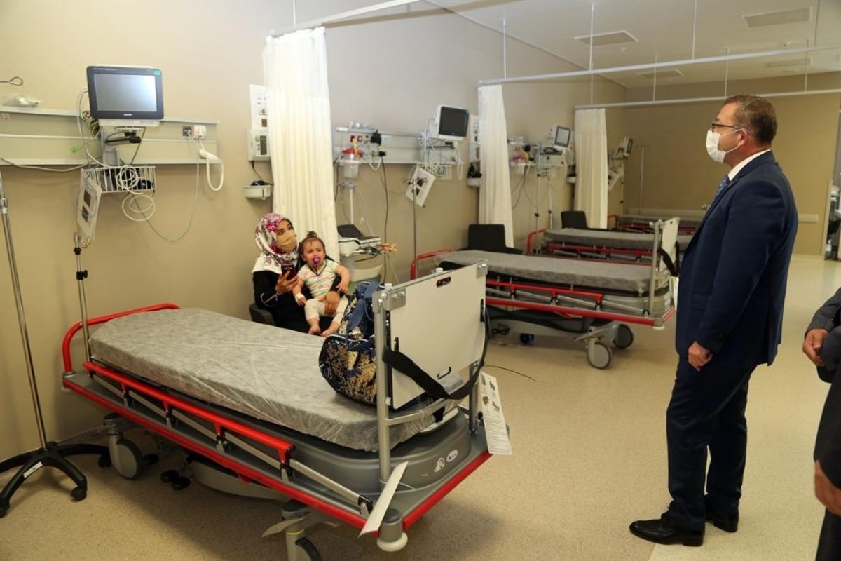 Yozgat Valisi Polat&rsquo;tan Şehir Hastanesine ziyaret