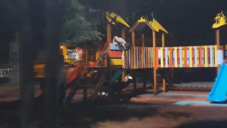 Maskeyi gözlerine takıp körebe oynadılar G3