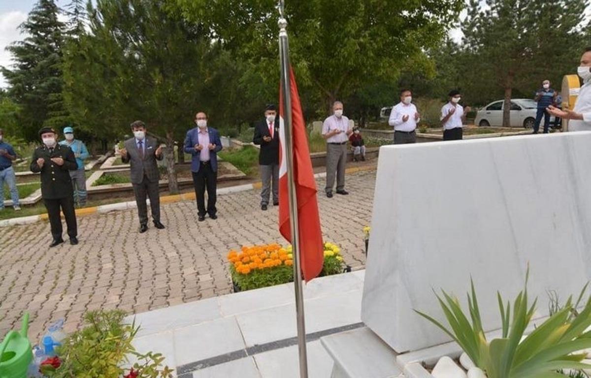 Şehit babaları unutulmadı