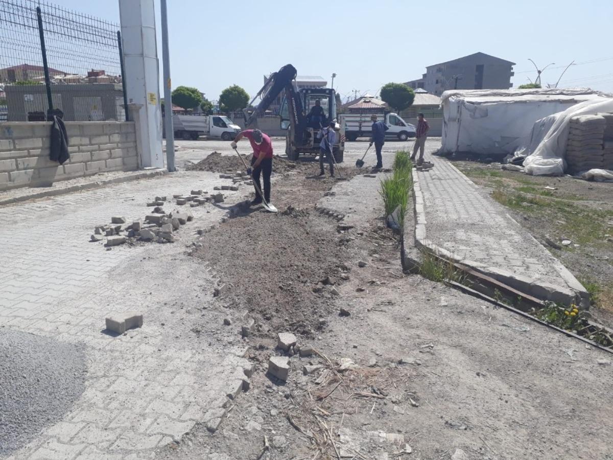 &Ccedil;aldıran Belediyesinden yol onarım &ccedil;alışması