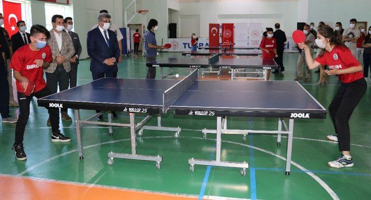 Birevim’den Vanlı sporculara masa tenisi ekipmanı desteği G2