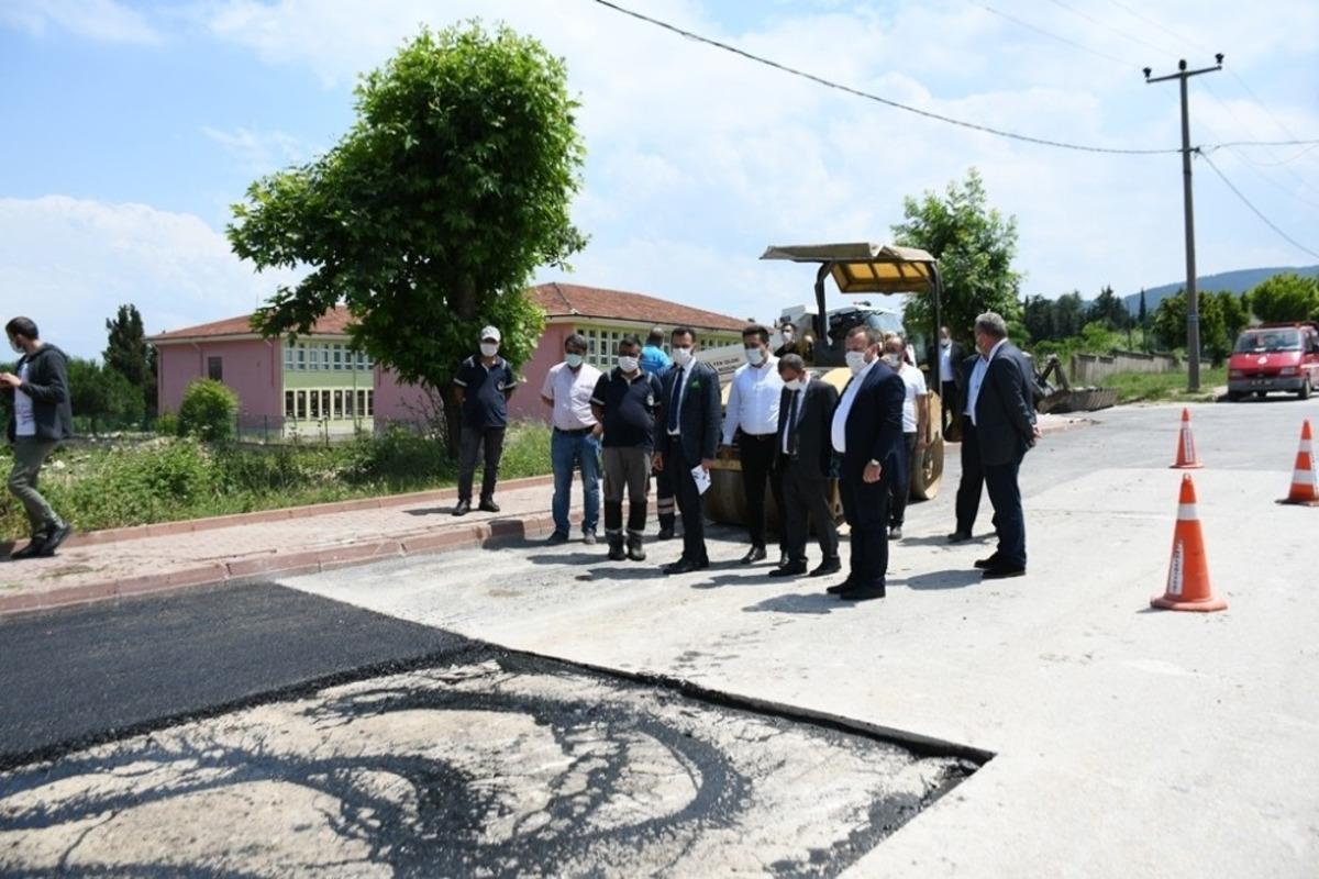 İneg&ouml;l Yenicek&ouml;y&rsquo;de su baskınının yaraları sarılıyor