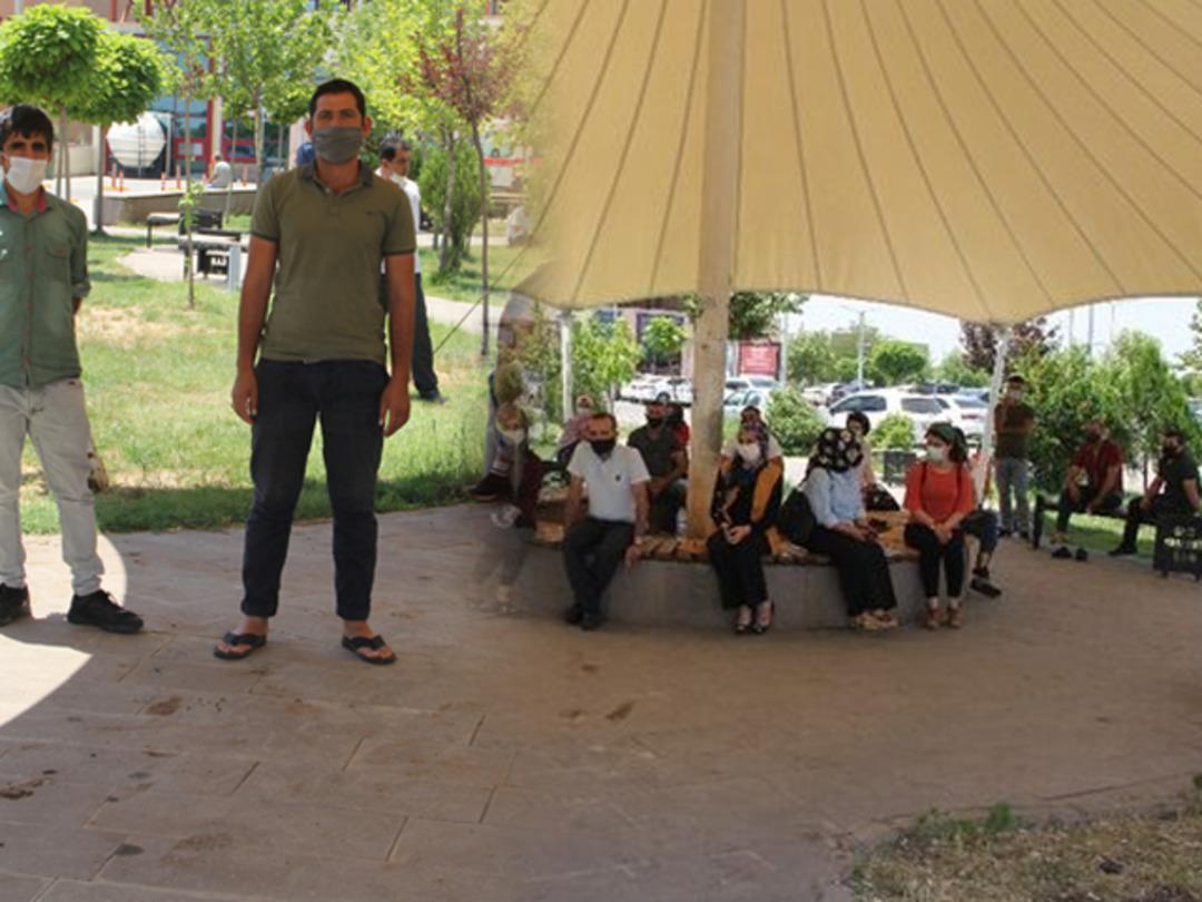 Fabrikada &ccedil;alışan 4 kişide koronavir&uuml;s &ccedil;ıktı! İş&ccedil;ilerden korkun&ccedil; iddia