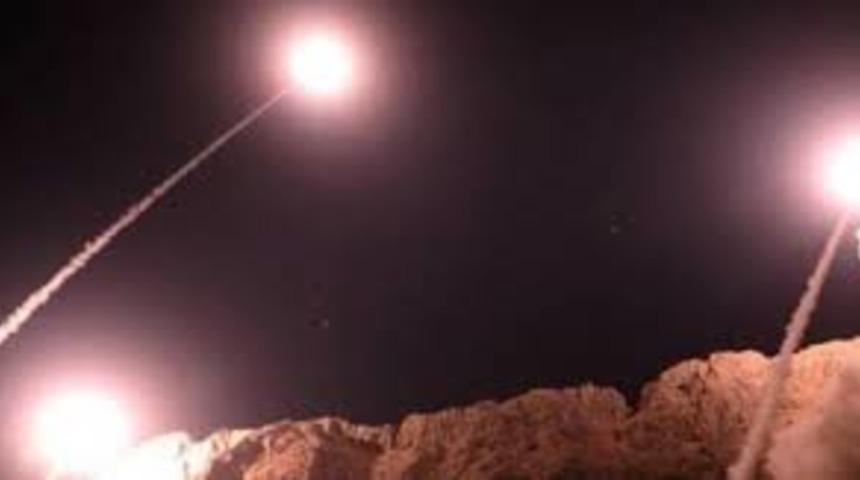 Bağdat Havalimanı’na roketli saldırı