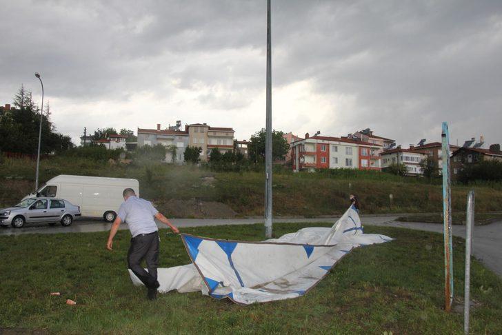 Domaniç'i yine dolu ve sel vurdu! Elektrik ve internet kesildi G4