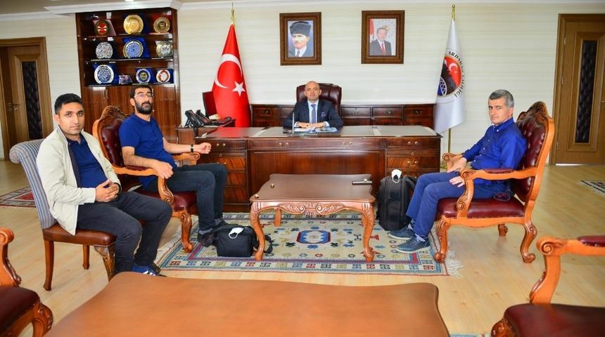 Gazetecilerden Vali Öner’e hayırlı olsun ziyareti