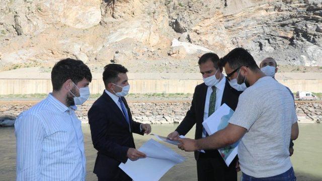 Vali Akbıyık, Hakkari’nin kaderini değiştirecek proje çalışmalarını denetledi