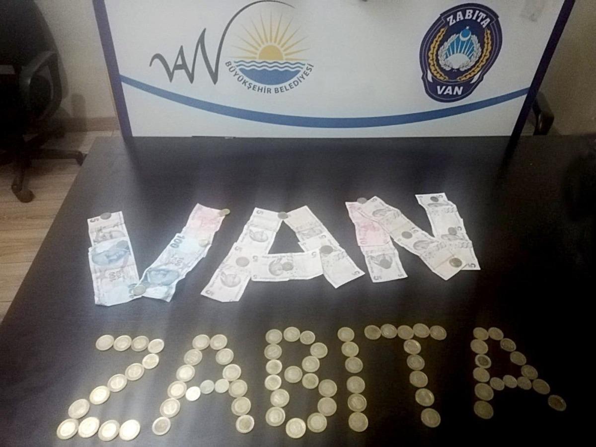 Van B&uuml;y&uuml;kşehir Belediyesi ekiplerinden dilencilere operasyon