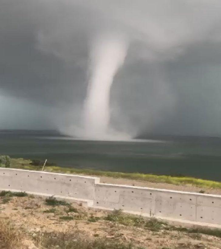 Son dakika! İstanbul Çatalca'da hortum çıktı G1