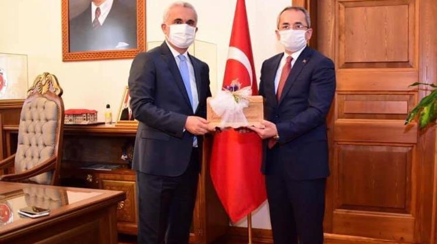 Tosya heyetinden Vali &Ccedil;akır&rsquo;a hayırlı olsun ziyareti