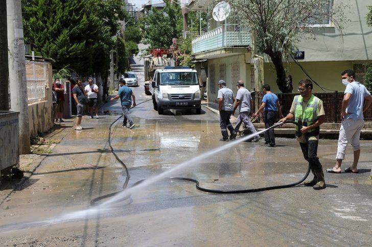 Belediye teyakkuza geçti, selin izleri 2 saatte temizlendi G3