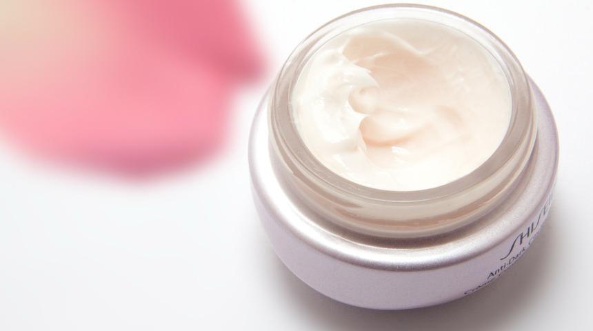 Neden dermokozmetik ürünler kullanmalıyız?