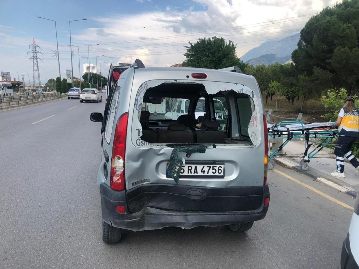 Manisa&rsquo;da trafik kazası: 1 yaralı